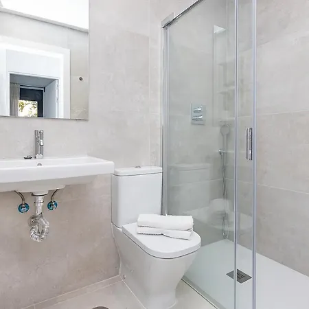 Apartament Bhost - Waikiki *